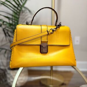 BOTTEGA VENETA Calfskin Medium Piazza Bag